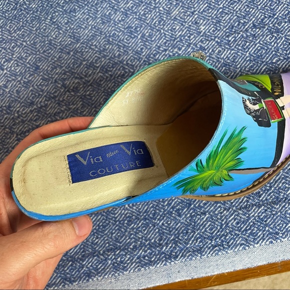 Via and Via Couture Hand Painted Mules from Neiman Marcus 8.5 M - Picture 6 of 10